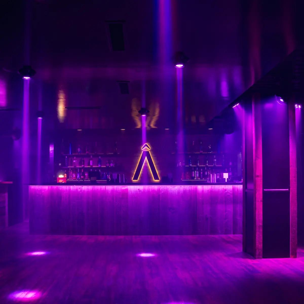 Lumières du club Soâr